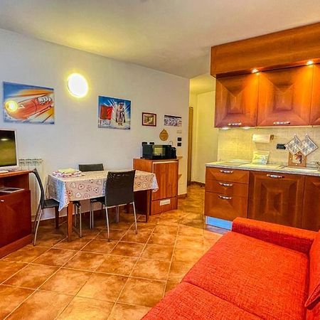 Appartamento Smith Roero - Affitti Brevi Italia Бардонечия Екстериор снимка