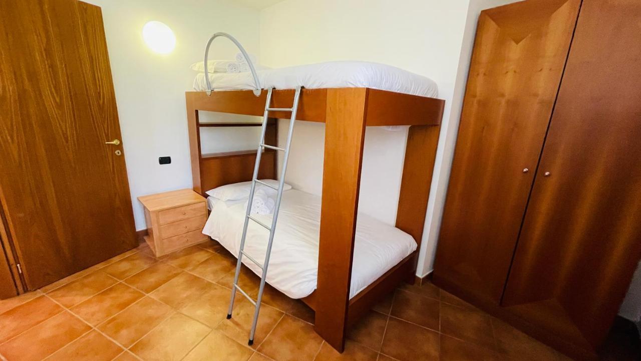 Appartamento Smith Roero - Affitti Brevi Italia Бардонечия Екстериор снимка