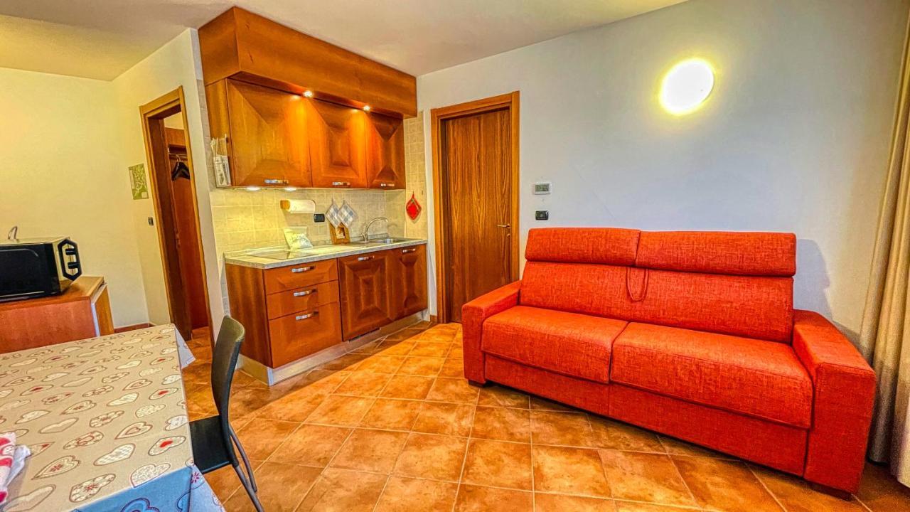 Appartamento Smith Roero - Affitti Brevi Italia Бардонечия Екстериор снимка